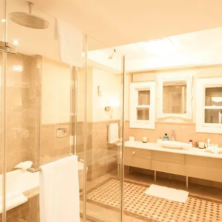 Villa Vhillas Private Luxury Regnum *