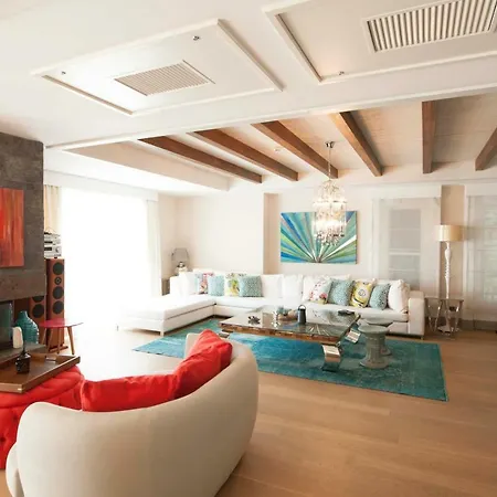 Vhillas Private Luxury Regnum *